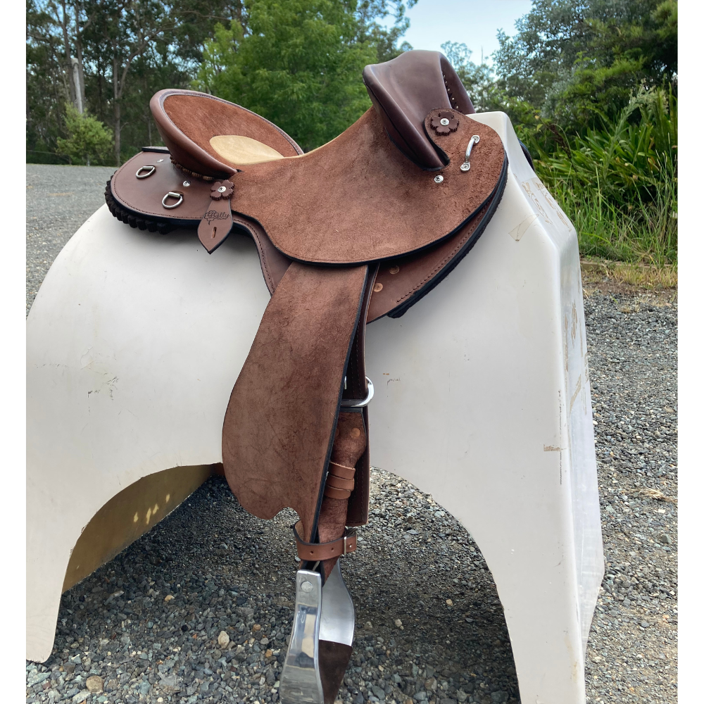 Bally Tack Leather Fender Saddle- Quinn