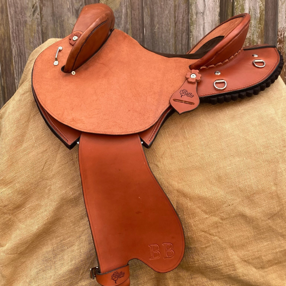 Bally Tack Leather Fender Saddle- Quinn